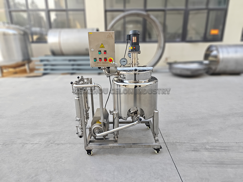stainless steel mixer with temperature control.jpg