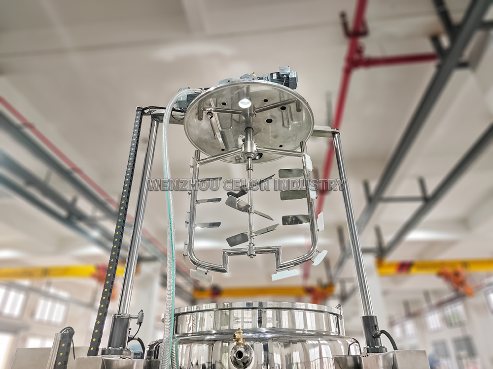 Coaxial agitator.jpg