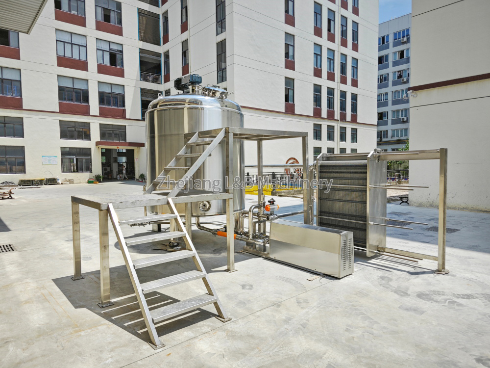 heat exchanger mixing tank.jpg